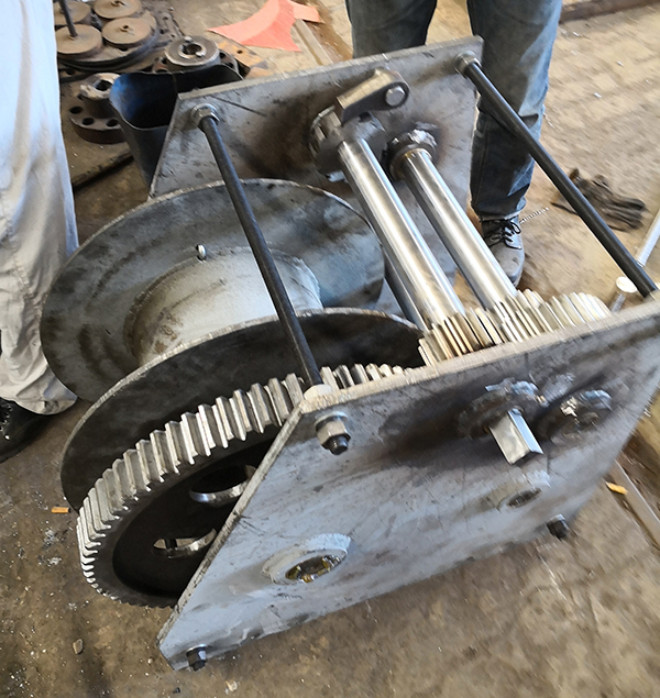 30 kN Manual Winch Teasting792388.jpg 30 kN Manual Winch Teasting.jpg